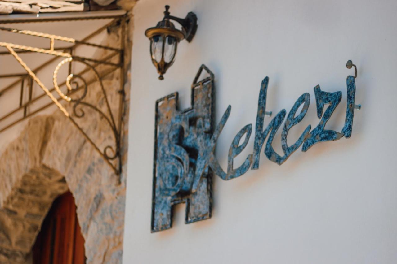 Hotel Ss Kekezi Gjirokastër Exterior foto