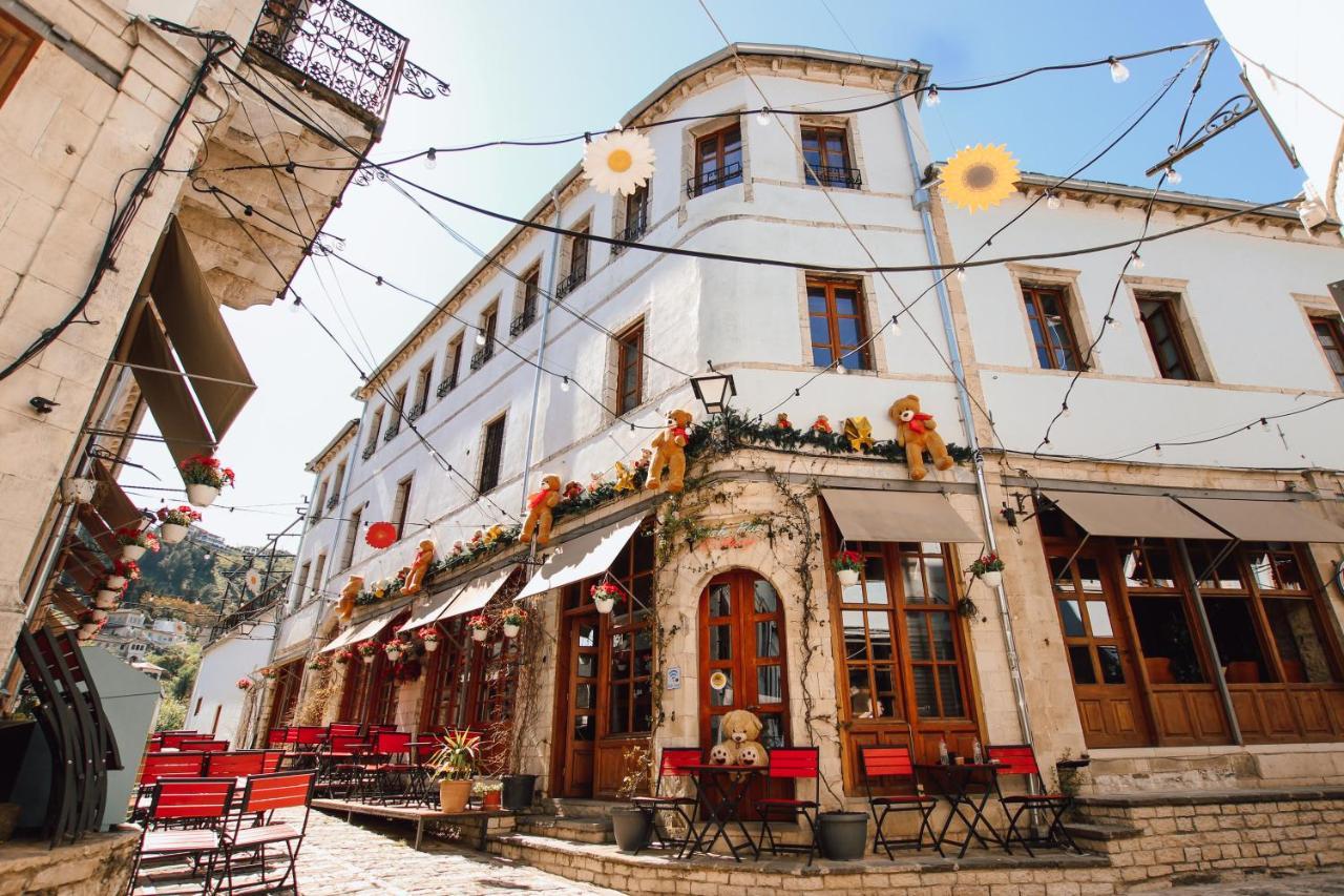 Hotel Ss Kekezi Gjirokastër Exterior foto