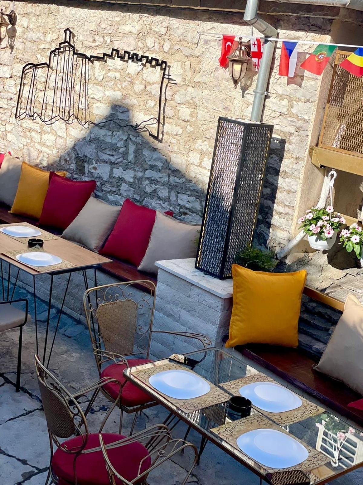 Hotel Ss Kekezi Gjirokastër Exterior foto